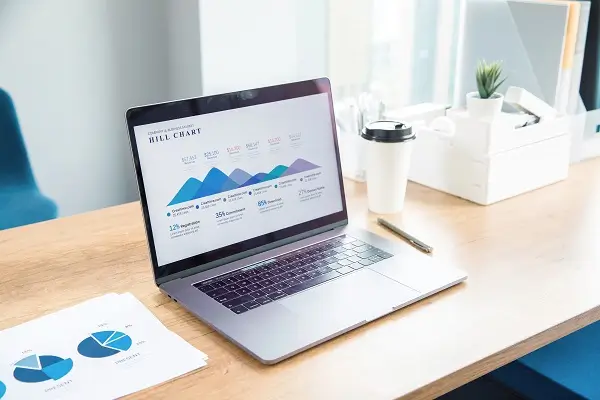 美食 芹菜小炒的做法